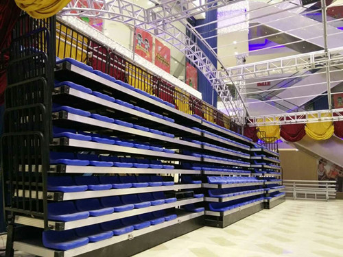 湘潭天虹百貨可移動式伸縮看臺