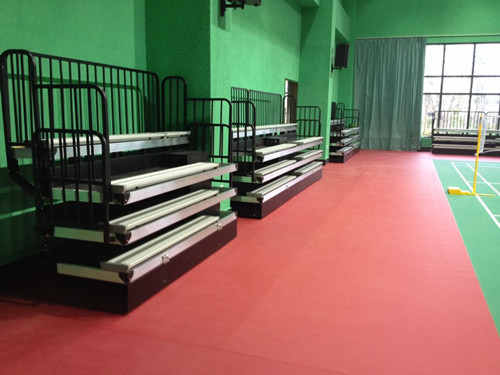 北海昊海房地產(chǎn)公司羽毛球館看臺(tái)