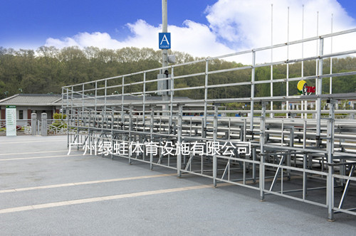 中國(guó)網(wǎng)球?qū)W院網(wǎng)球場(chǎng)八層鋁制看臺(tái)