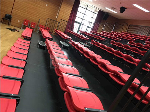 深圳市職業(yè)病防治院8層伸縮看臺