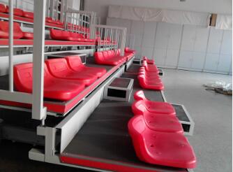 山西太原衛(wèi)生學校實驗室采購綠蛙伸縮看臺