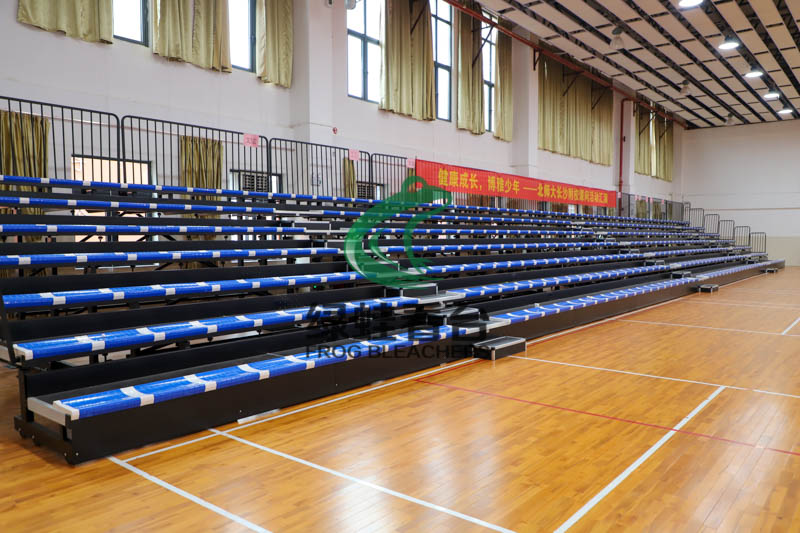 中小學校將步入伸縮看臺的時代