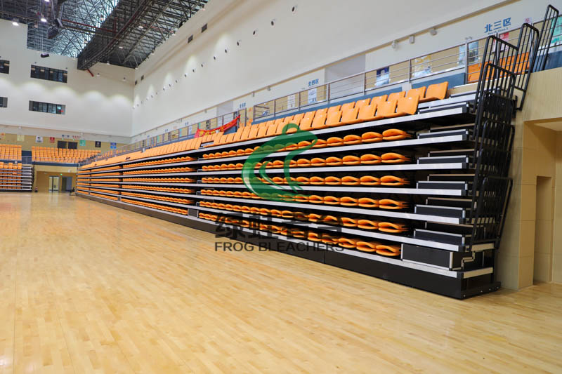 ?體育館如何應(yīng)用伸縮座椅合理規(guī)劃場地