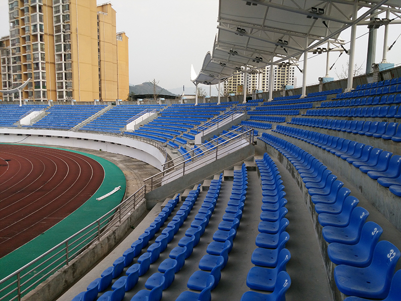 如何設(shè)計(jì)中小型體育場(chǎng)看臺(tái)座椅的聲學(xué)方案關鍵技術？