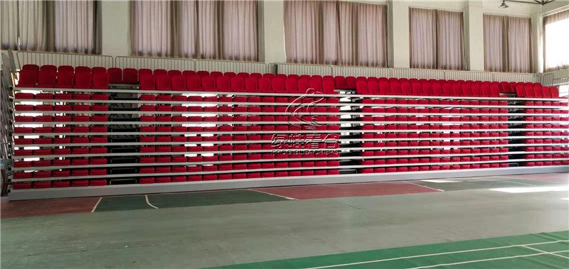 山東濟(jì)南長清區(qū)第二初級中學(xué)看臺座椅