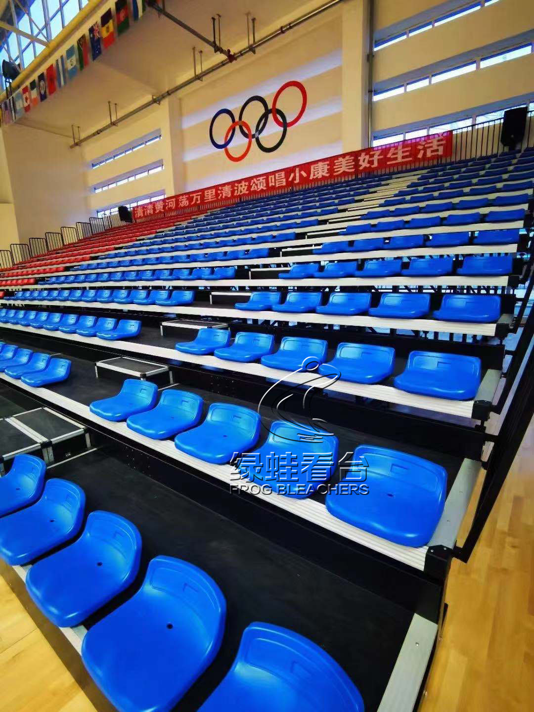 綠蛙看臺助力貴德縣第十一屆“黃河杯”全省籃球邀請賽