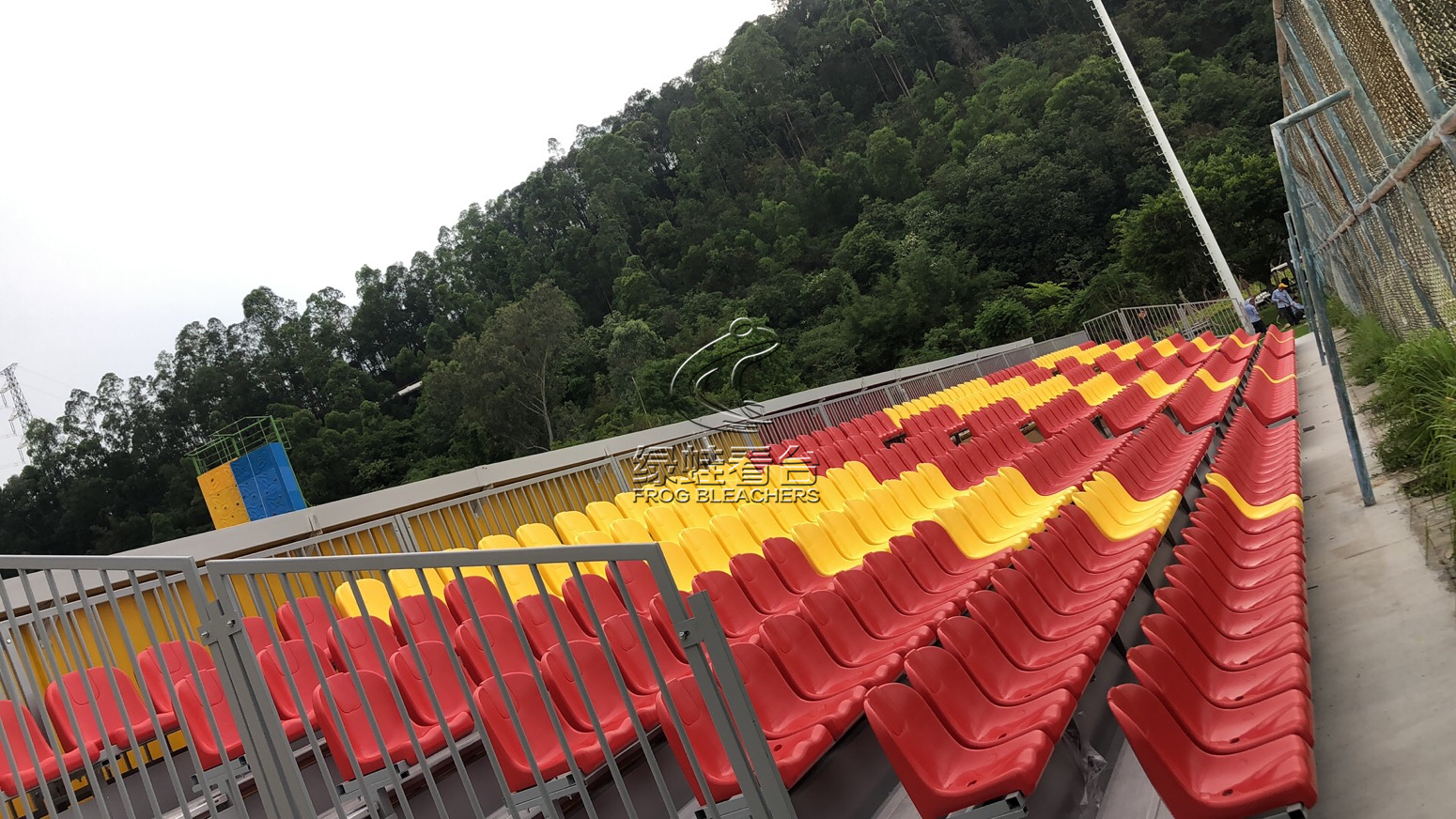 順德足球協(xié)會室外固定金屬看臺