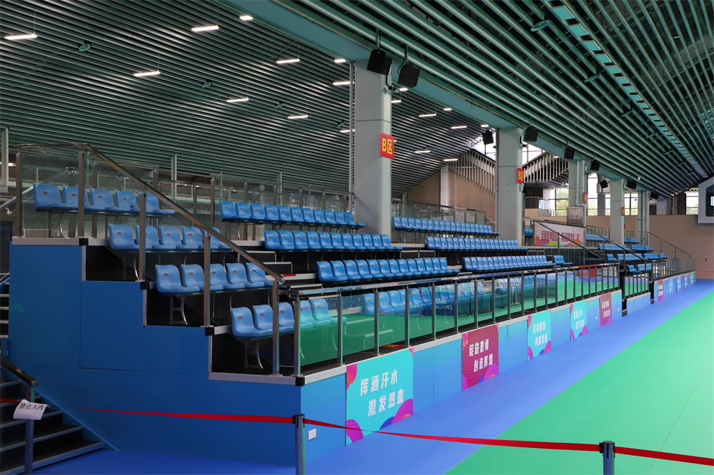 大亞灣區(qū)奧林匹克體育公園看臺座椅