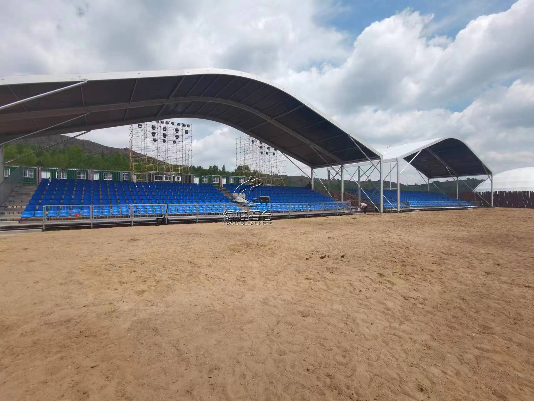 錫林郭勒草原景區(qū)看臺(tái)座椅項(xiàng)目